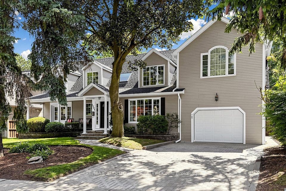 1304 Devon Road, Oakville, ON L6J 2L8 – main photo