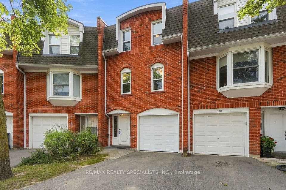 333 Meadows Boulevard 117, Mississauga, ON L4Z 1G9 – photo 3