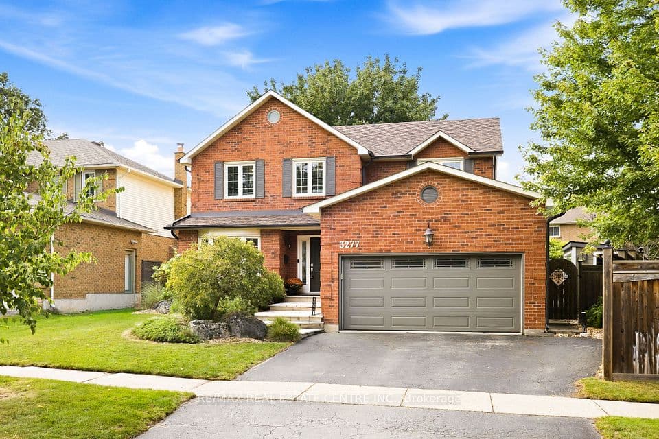 3277 Woodside Avenue, Burlington, ON L7M 2R9 – main photo