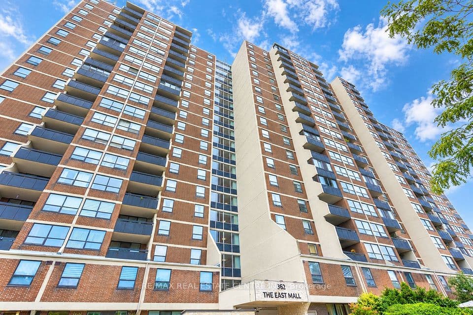 362 The East Mall Drive 314, Toronto, ON M9B 6C4 – main photo