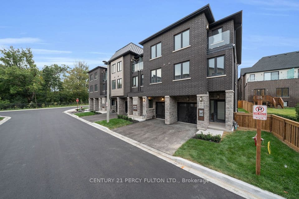 6635 Clock Court 5, Mississauga, ON L5W 1N2 – main photo