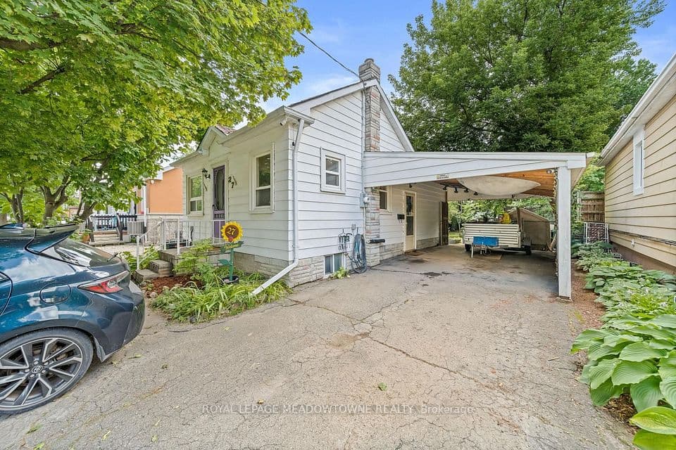 27 Royce Avenue, Brampton, ON L6Y 1J6 – main photo