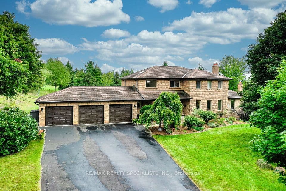 44 George Crescent, Caledon, ON L7C 1G2 – main photo
