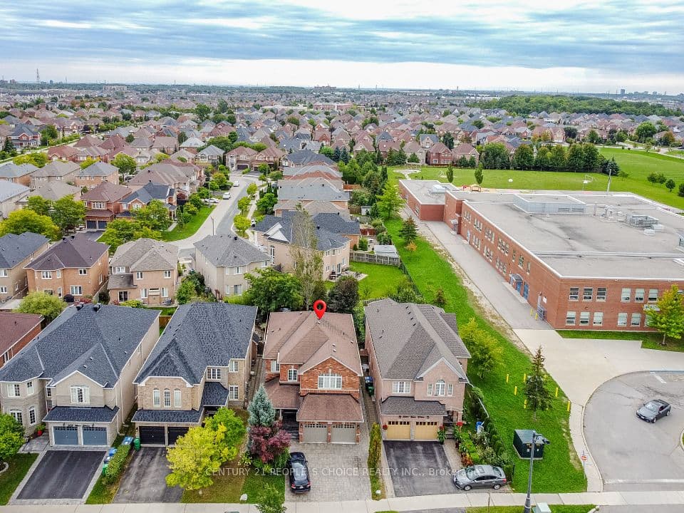 3240 Tacc Drive, Mississauga, ON L5M 0H3 – photo 2