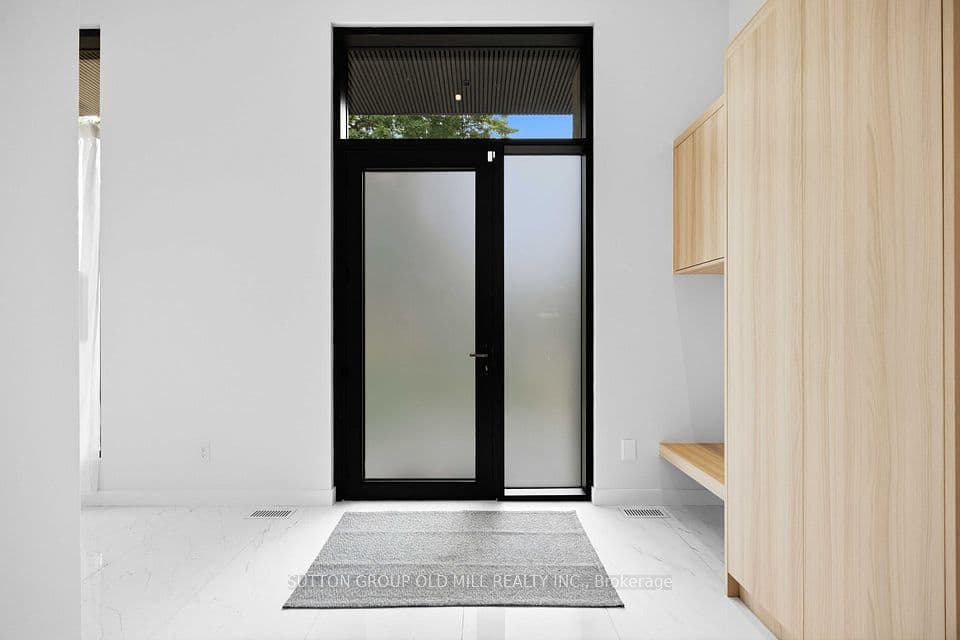 18 Herne Hill, Toronto, ON M9A 2X1 – photo 3