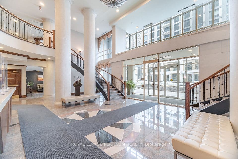 156 Enfield Place 703, Mississauga, ON L5B 4L8 – photo 3
