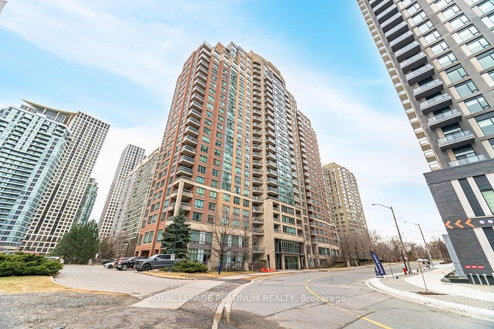 156 Enfield Place 703, Mississauga, ON L5B 4L8 – main photo