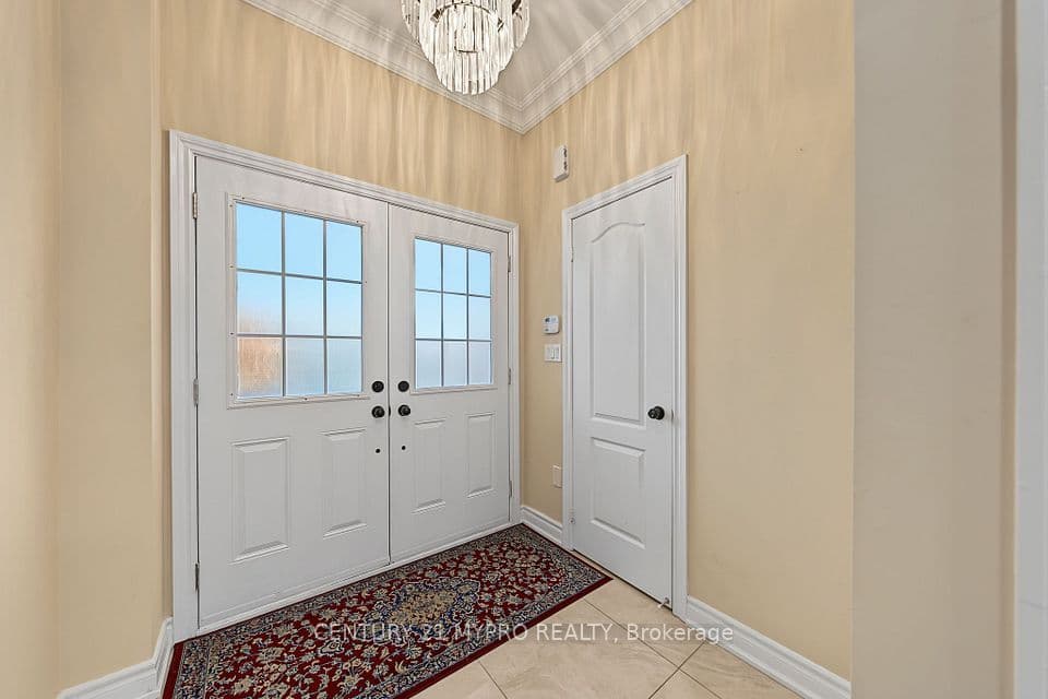 1371 Kestell Boulevard, Oakville, ON L6H 0C9 – photo 3