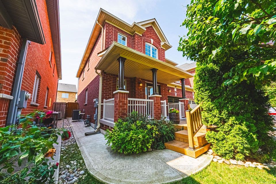 141 Lavery Heights, Milton, ON L9T 0V4 – photo 3