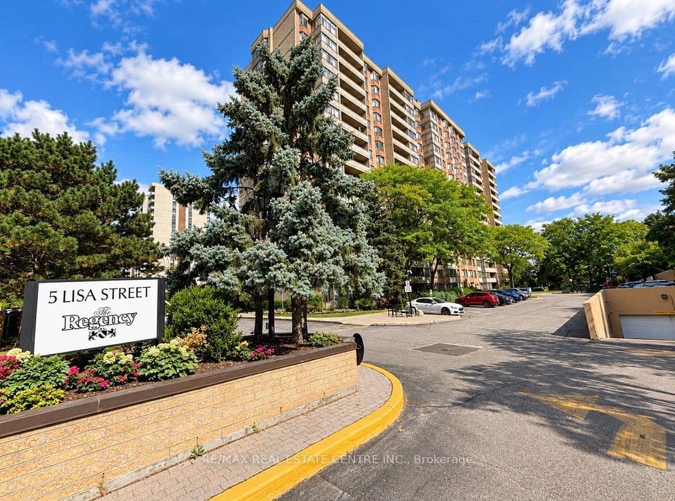 5 Lisa Street 910, Brampton, ON L6T 4T4 – main photo