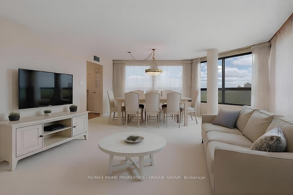 1300 Bloor Street 710, Mississauga, ON L4Y 3Z2 – photo 2