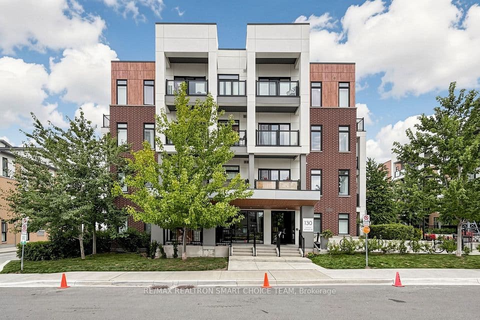 130 Canon Jackson Drive 108, Toronto, ON M5M 0B7 – main photo