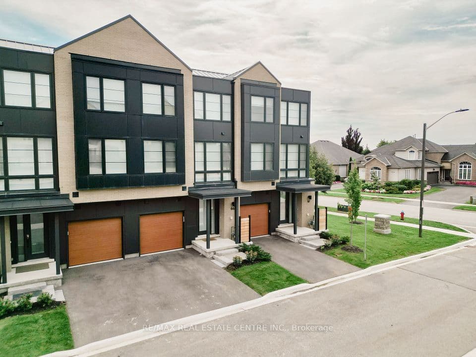 2273 Turnberry Drive 66, Burlington, ON L7M 2B2 – main photo