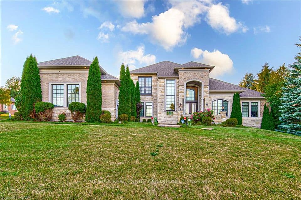 330 Macdonald Street, Caledon, ON L7C 1G7 – main photo