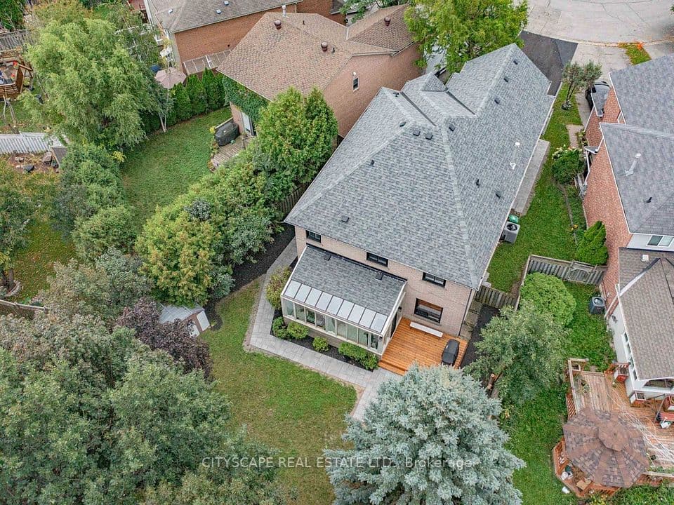 5610 Cortina Crescent, Mississauga, ON L4Z 3R3 – photo 3