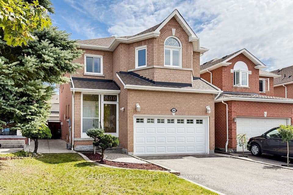 890 Blyleven Boulevard, Mississauga, ON L5V 2J3 – photo 2