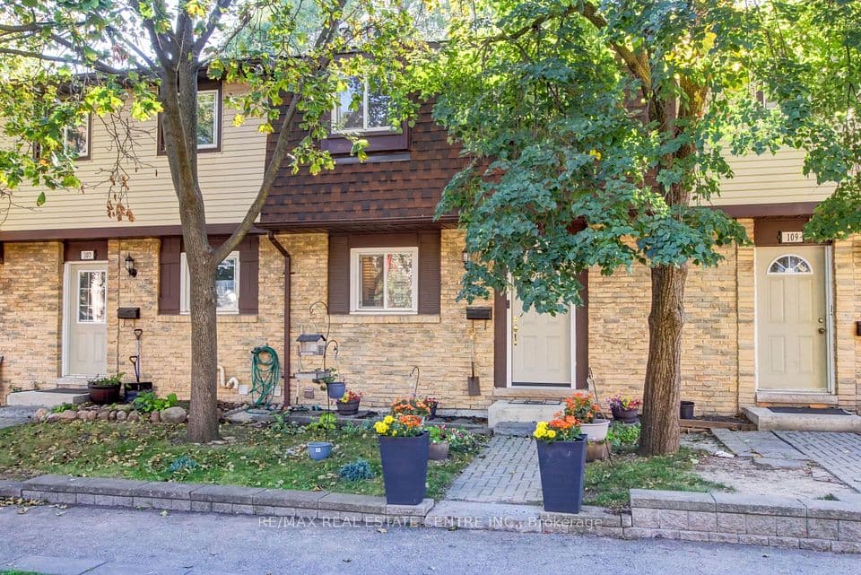 45 Hansen Road N 108, Brampton, ON L6V 3C5 – photo 3
