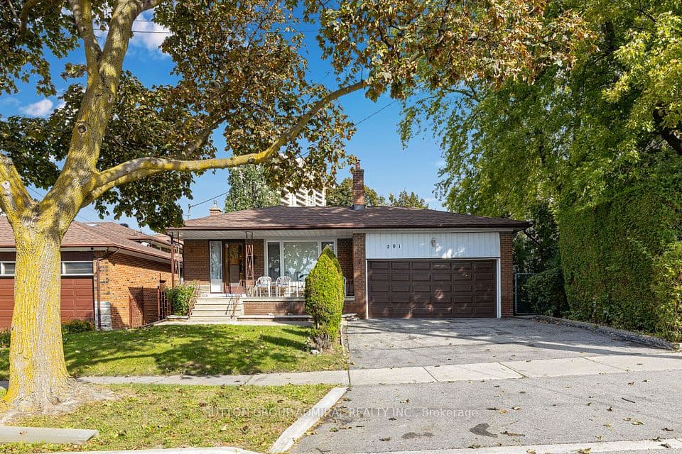201 Derrydown Road, Toronto, ON M3J 1S2 – photo 3