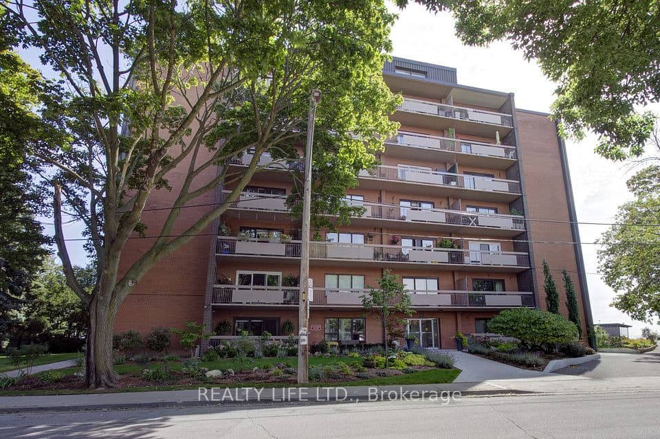 41 Lake Shore Drive 502, Toronto, ON M8V 1Z3 – main photo