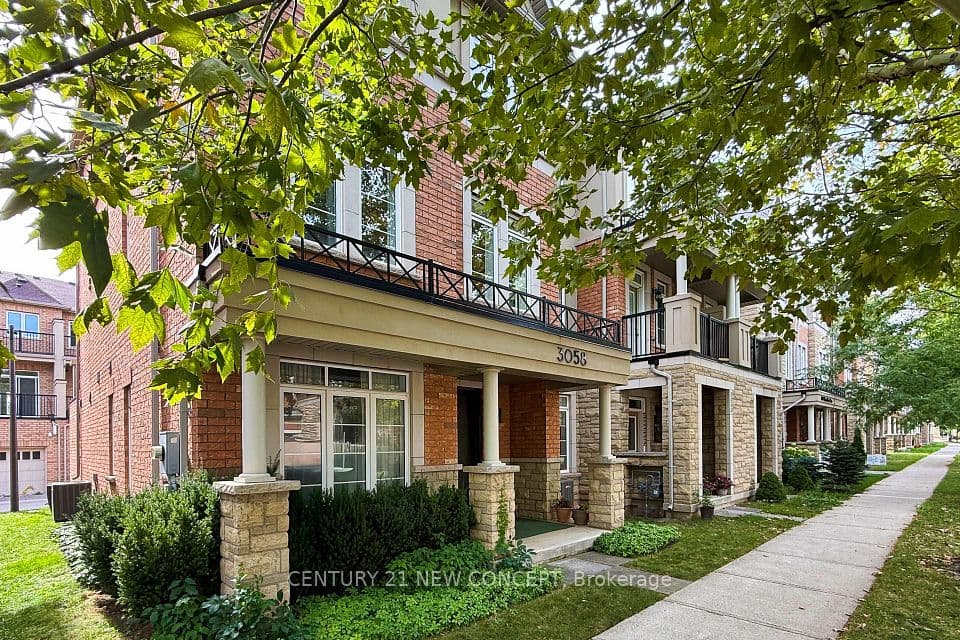 3058 Eberly Woods Drive, Oakville, ON L6M 0T5 – photo 3