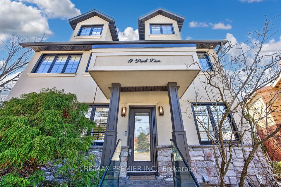 19 Park Lane, Toronto, ON M8Y 1R7 – photo 3