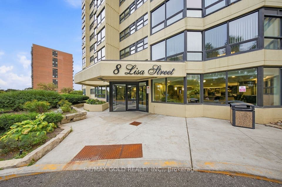 8 Lisa Street 2701, Brampton, ON L6T 4S6 – photo 2