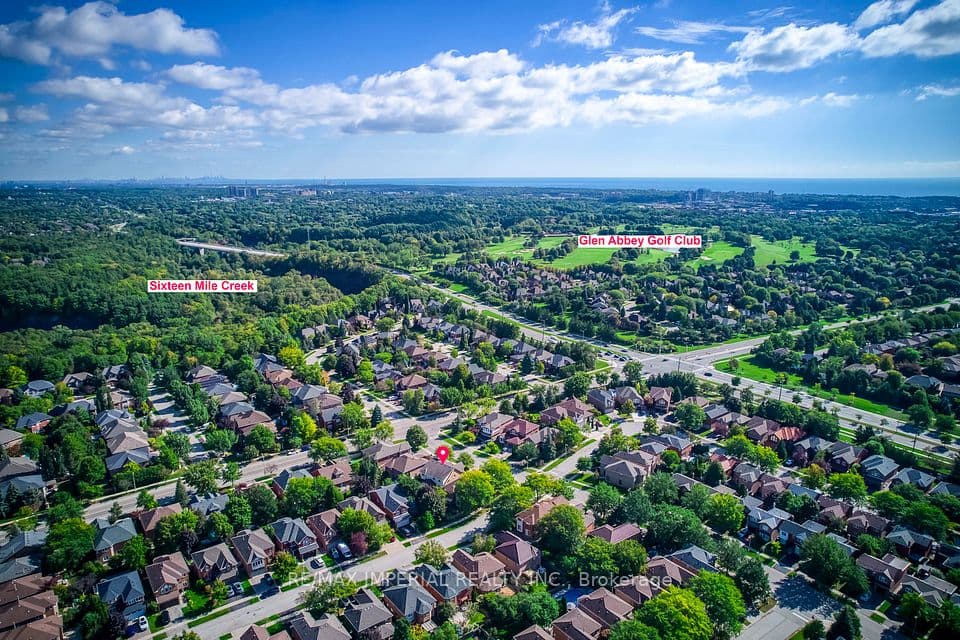 1089 GLEN VALLEY Road, Oakville, ON L6M 3K4 – photo 3