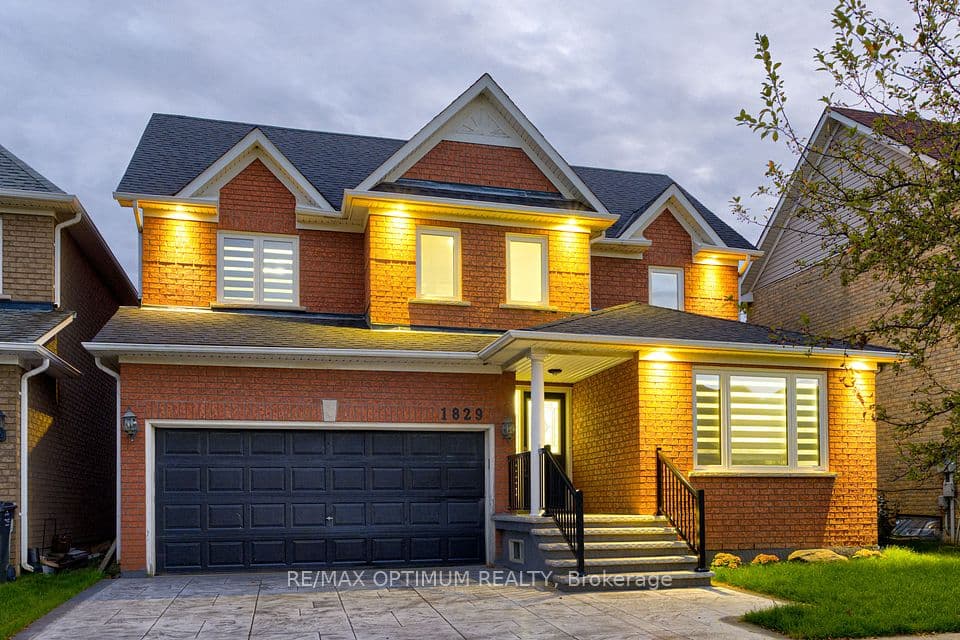 1829 Samuelson Circle, Mississauga, ON L5N 7Z2 – main photo
