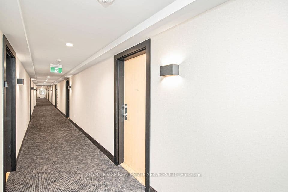 2530 Eglinton Avenue W 17, Mississauga, ON L5M 0Z5 – photo 3