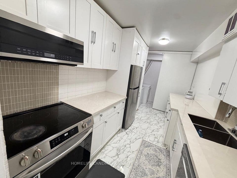 370 Dixon Road 716, Toronto, ON M9R 1T2 – photo 2