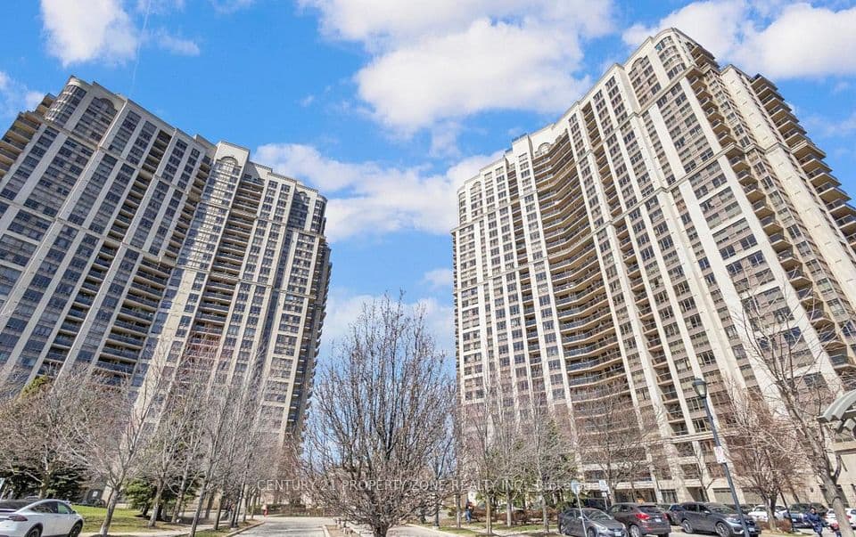 700 Humberwood Boulevard 1027, Toronto, ON M9W 7J4 – main photo