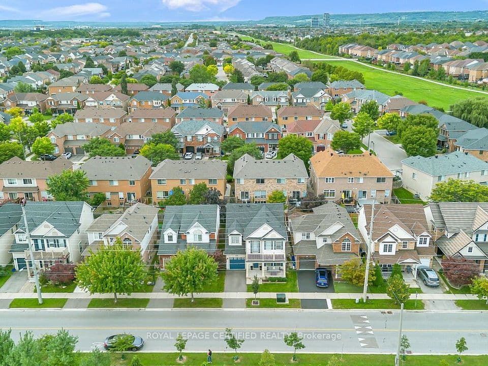 834 Fourth Line, Milton, ON L9T 6M5 – photo 2