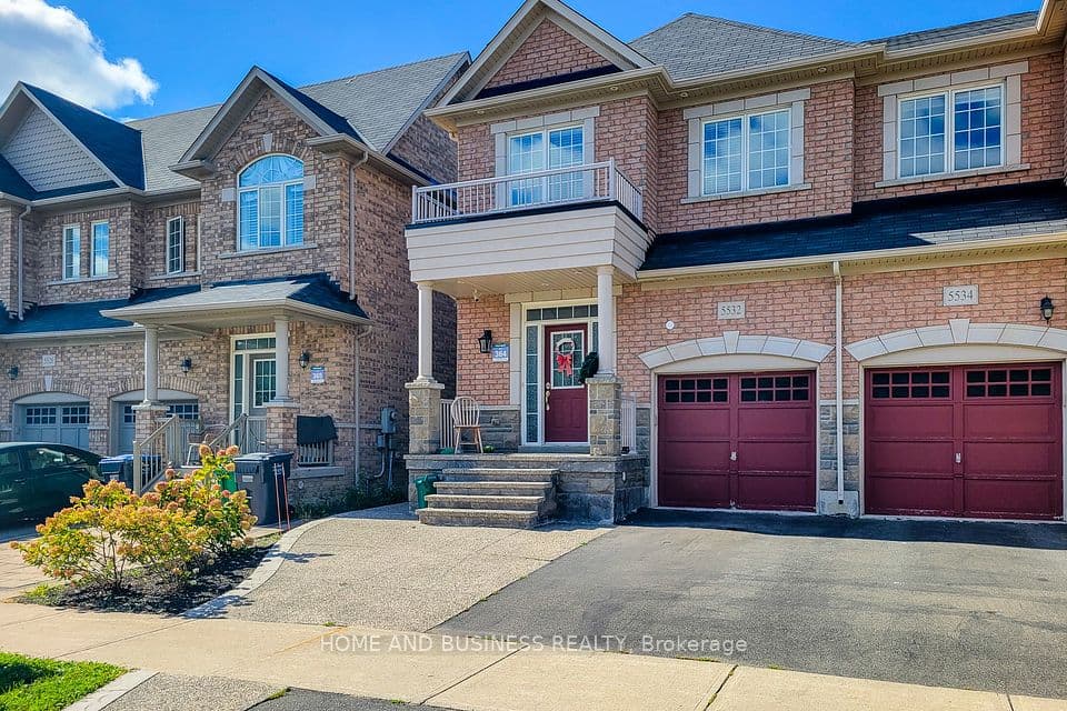 5532 Meadowcrest Avenue, Mississauga, ON L5M 0V1 – photo 3