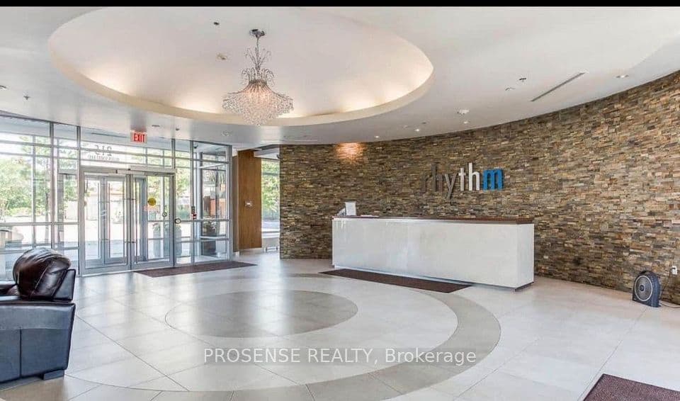 215 W Queen Street E 306, Brampton, ON L6W 0A9 – photo 3