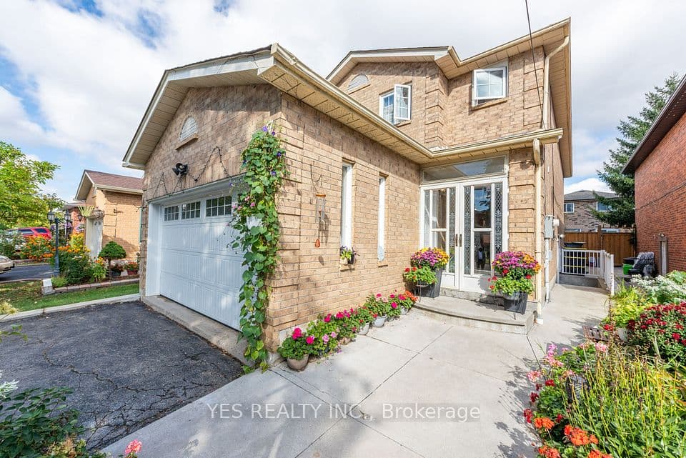 7 Colchester Avenue, Brampton, ON L6Z 3R1 – photo 2