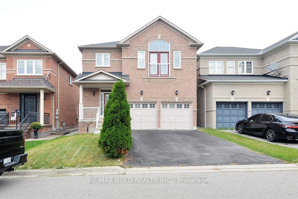 44 Pergola Way, Brampton, ON L6Y 5M6 – main photo