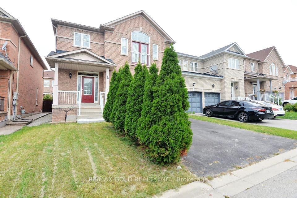 44 Pergola Way, Brampton, ON L6Y 5M6 – photo 2