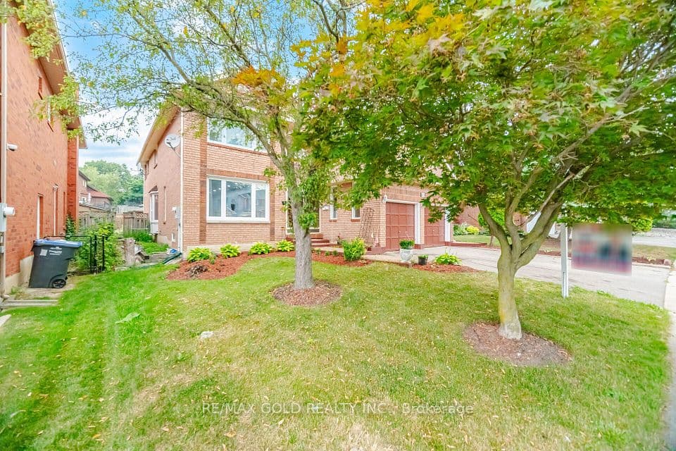 40 Kenpark Avenue, Brampton, ON L6Z 3R5 – photo 3