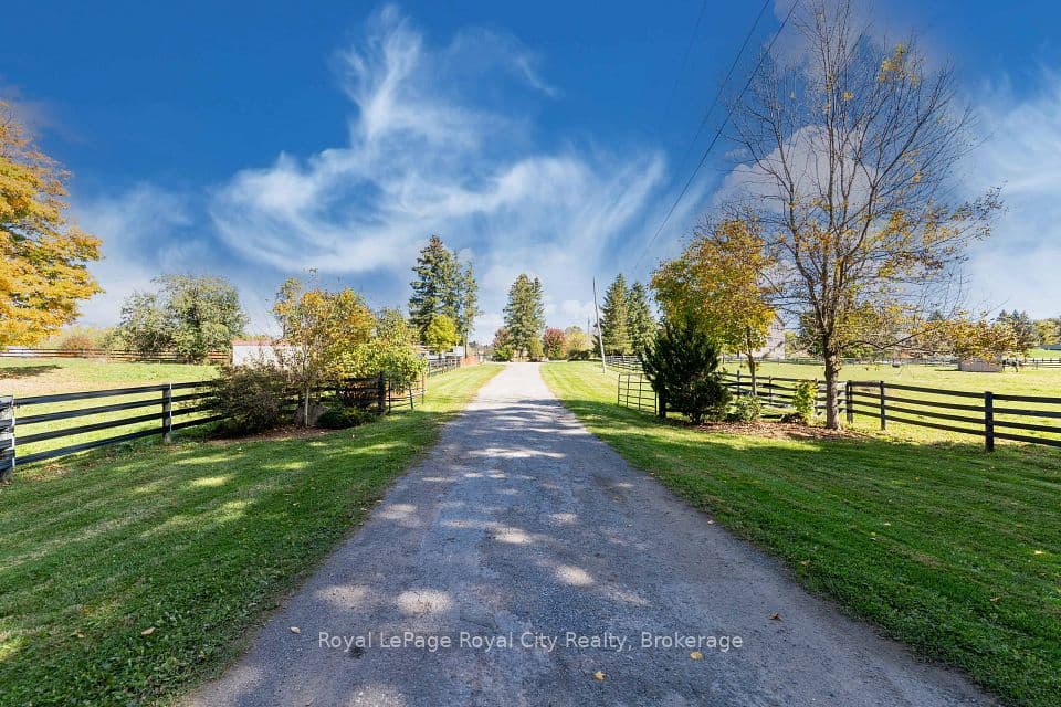 11233 2nd Line, Milton, ON L0P 1B0 – photo 3