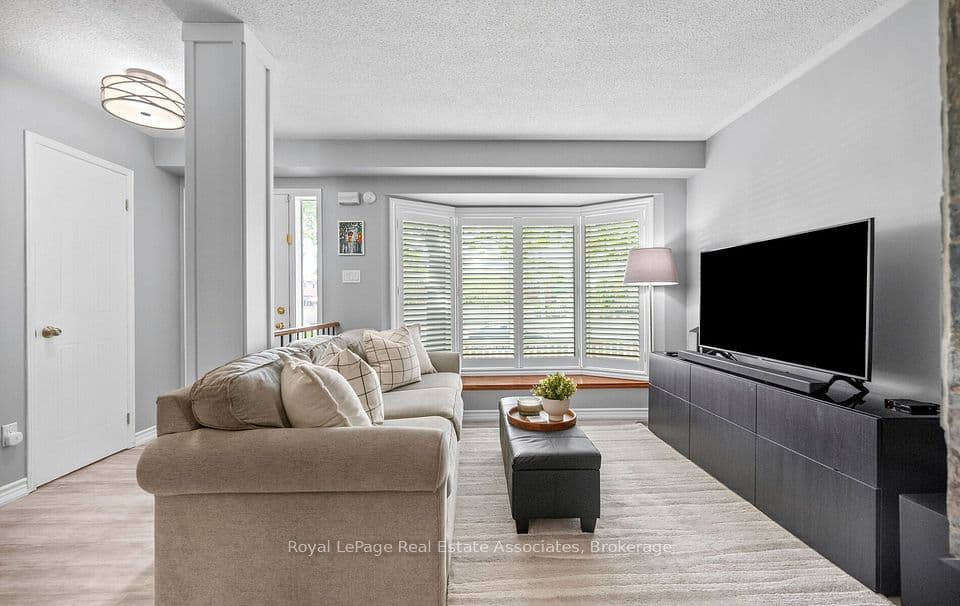 1485 Torrington Drive 19, Mississauga, ON L5V 1Y3 – photo 3