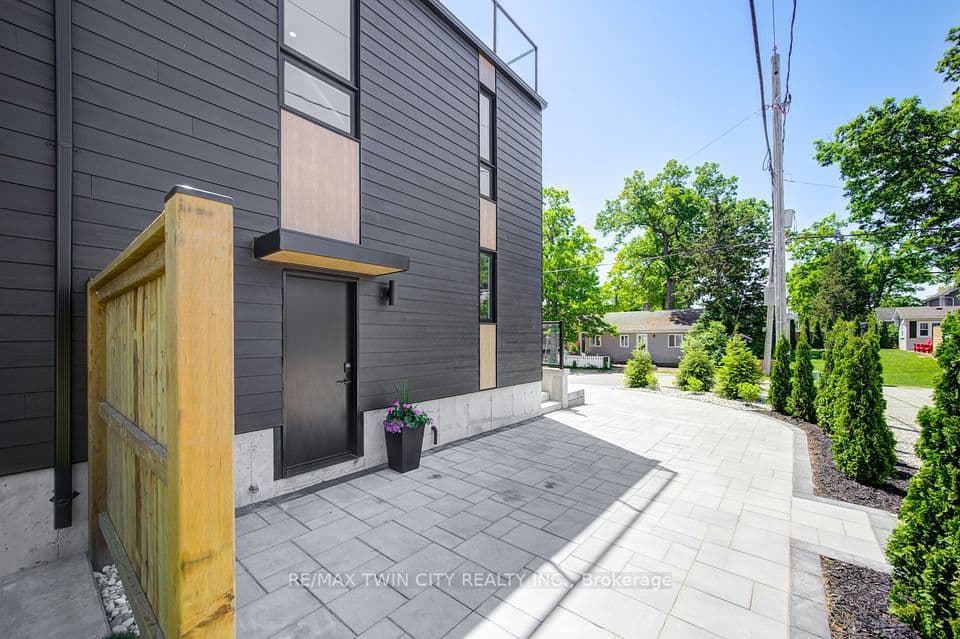 57 Centre Street, Lambton Shores, ON N0M 1T0 – photo 3