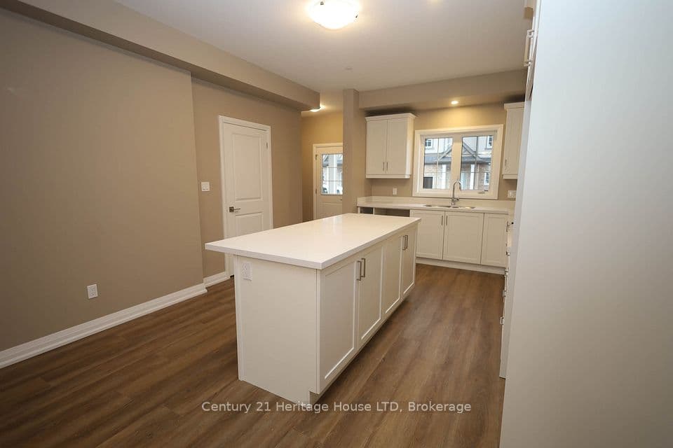 397 Garrison Road 15, Fort Erie, ON L2A 1N1 – photo 2