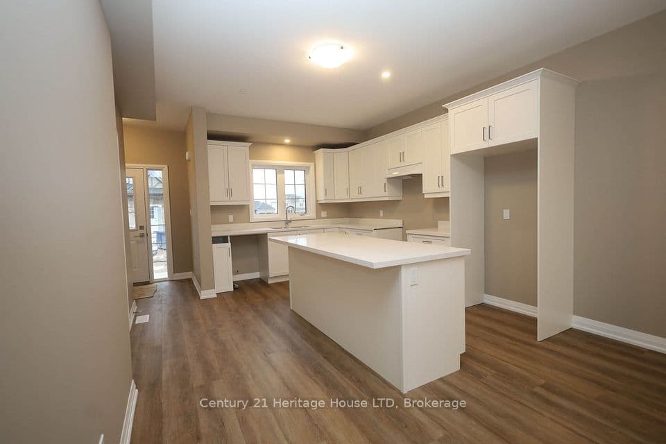 397 Garrison Road 15, Fort Erie, ON L2A 1N1 – photo 3