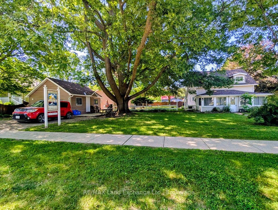 332 MILL Street, Saugeen Shores, ON N0H 2C0 – main photo