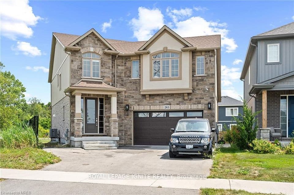263 Memorial Park Drive, Welland, ON L3B 0E3 – main photo