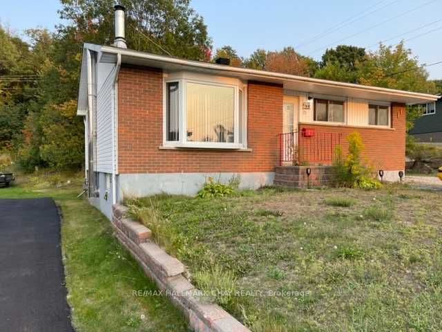 85 Mississauga Avenue, Elliot Lake, ON P5A 1E1 – main photo