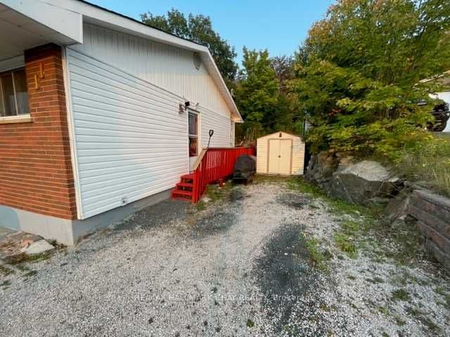 85 Mississauga Avenue, Elliot Lake, ON P5A 1E1 – photo 2