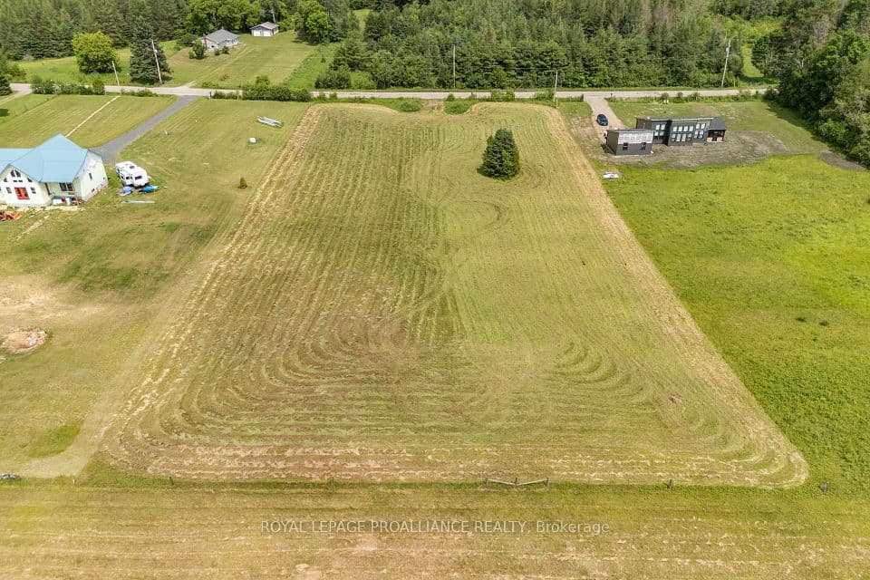 1226 Gull Lake Road, Frontenac, ON K0H 1B0 – photo 2