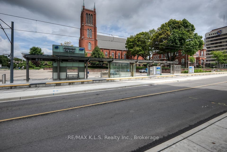 85 Duke Street W 1404, Kitchener, ON N2H 0B7 – photo 3