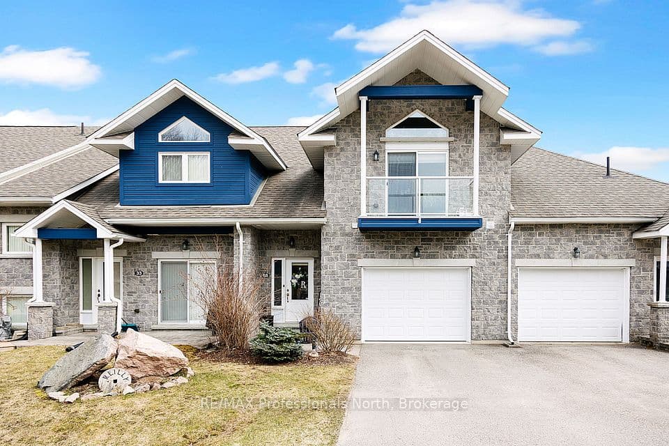 68 Webb Circle 13, Dysart et al, ON K0M 1S0 – main photo